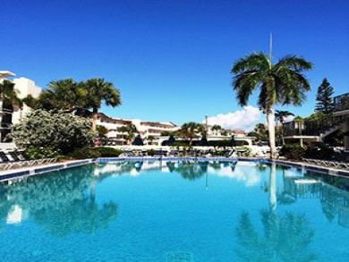 Located at the Best Ever Siesta key Location Located at the Best Ever Siesta key Location